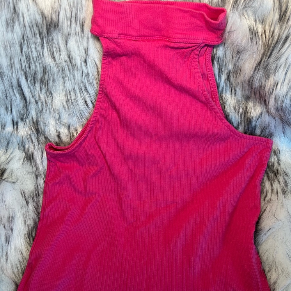 High neck tank top